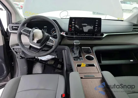 2024 Toyota Sienna Xle z USA, uszkodzony, nr VIN 5TDYSKFC5RS126701